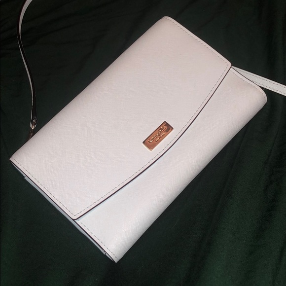 Kate Spade wallet with strap - Picture 2 of 5